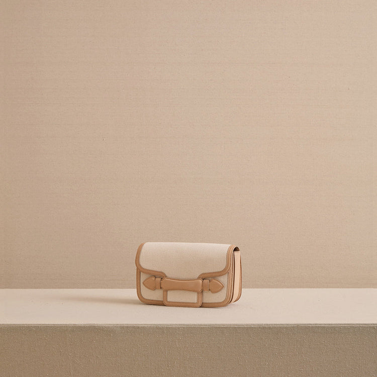 Romy Clutch in Canvas Natural