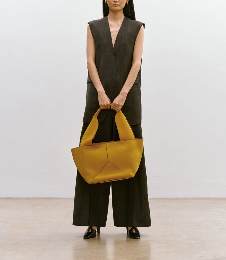 Market Bag in Abruzzo Suede