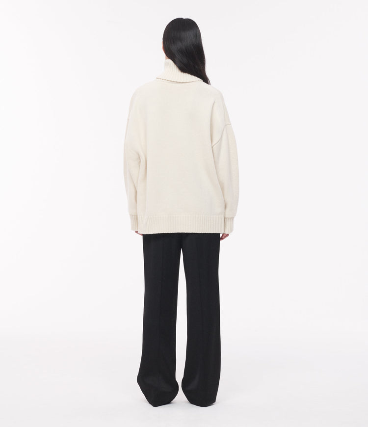 Cashmere Oversized Turtleneck in Ivory