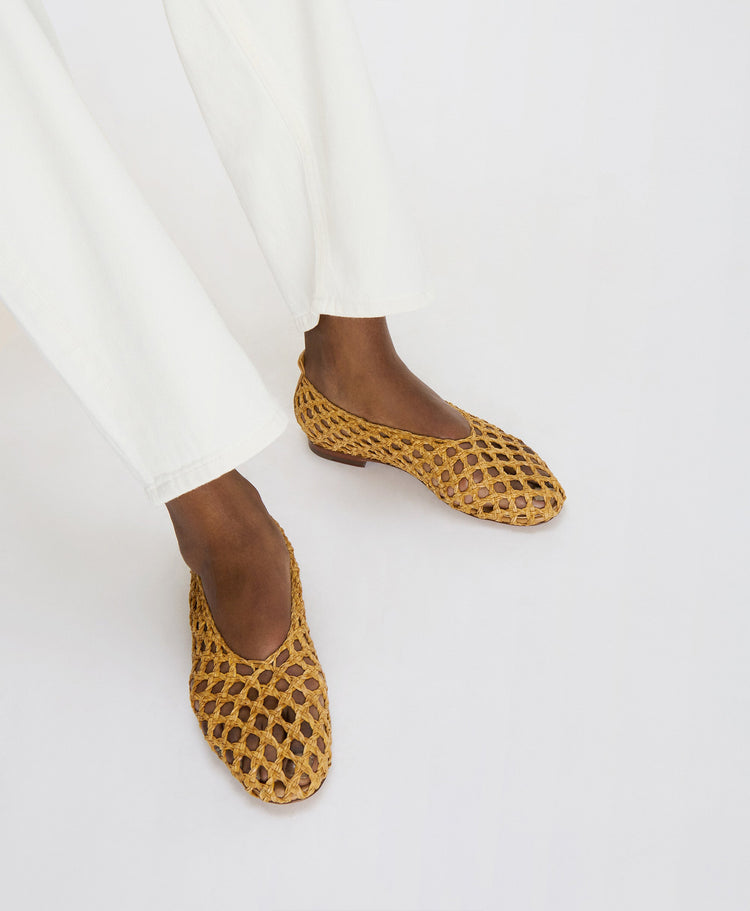 Woven Ballerina in Natural