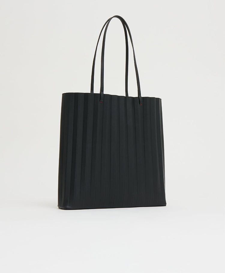 Large Pleated Filo Tote in Black/Flamma