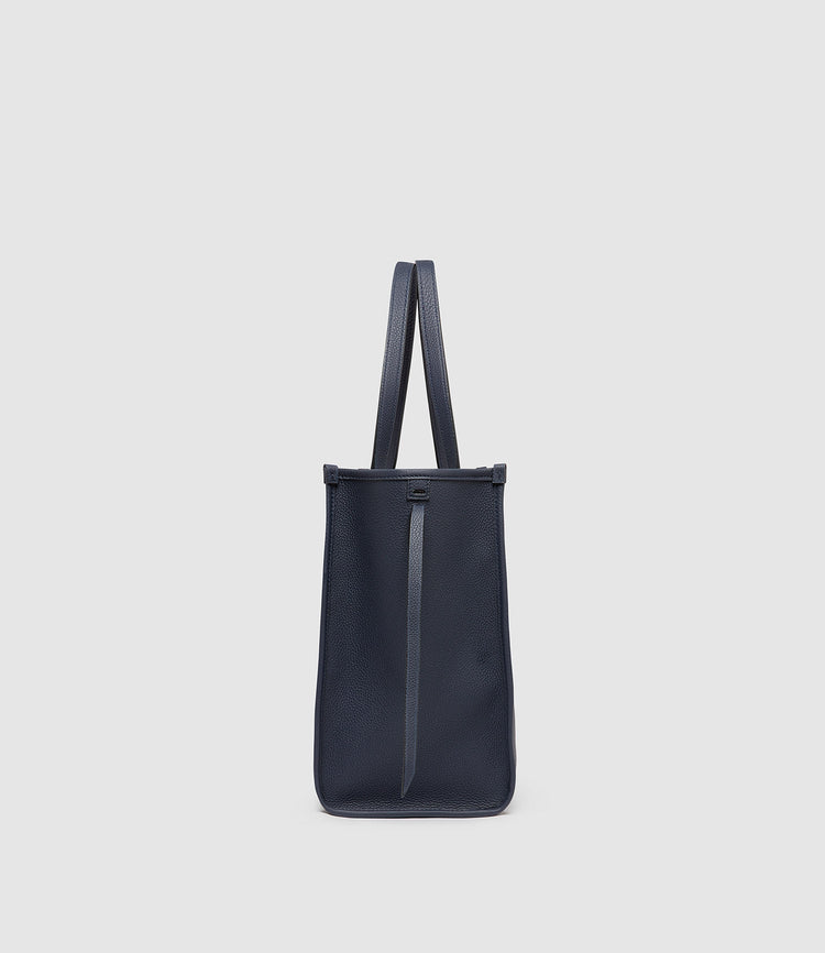Chameleon 34 Soft Grain Leather Midnight