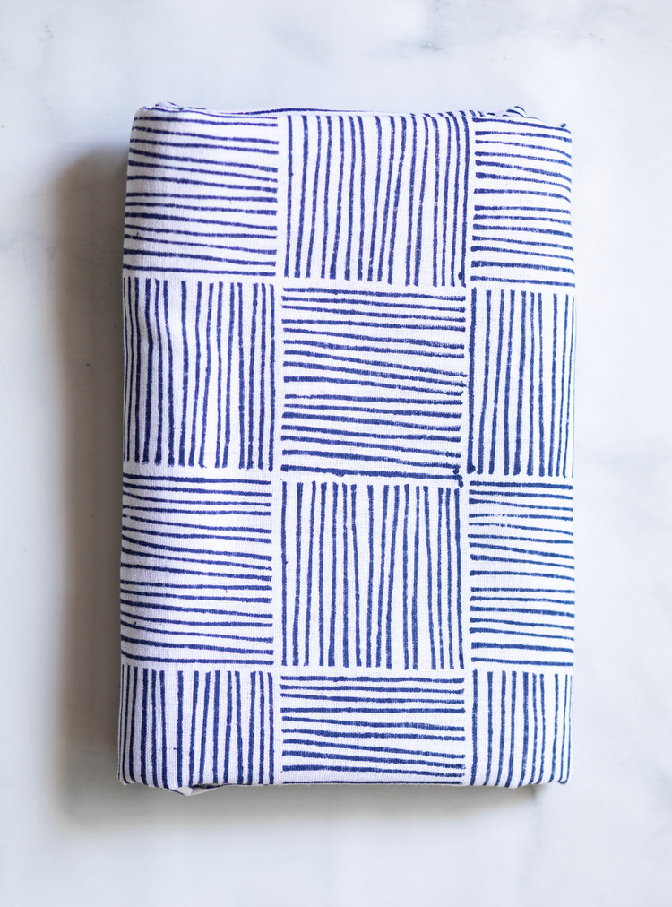 Navy Tablescape: Table Throw + Dinner Napkins Set