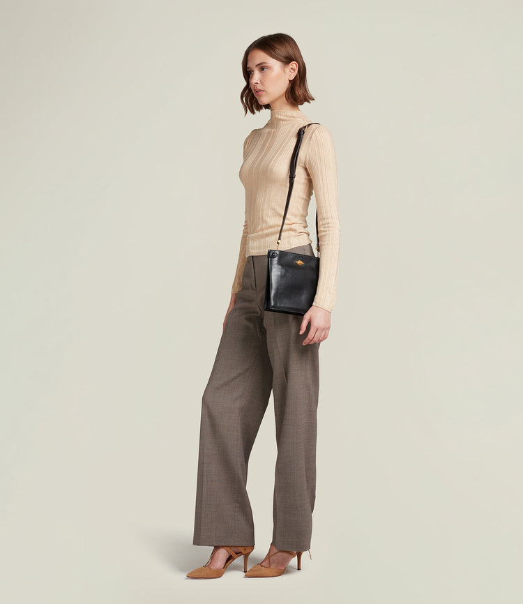 Stowaway Crossbody Bag in Elvis Black