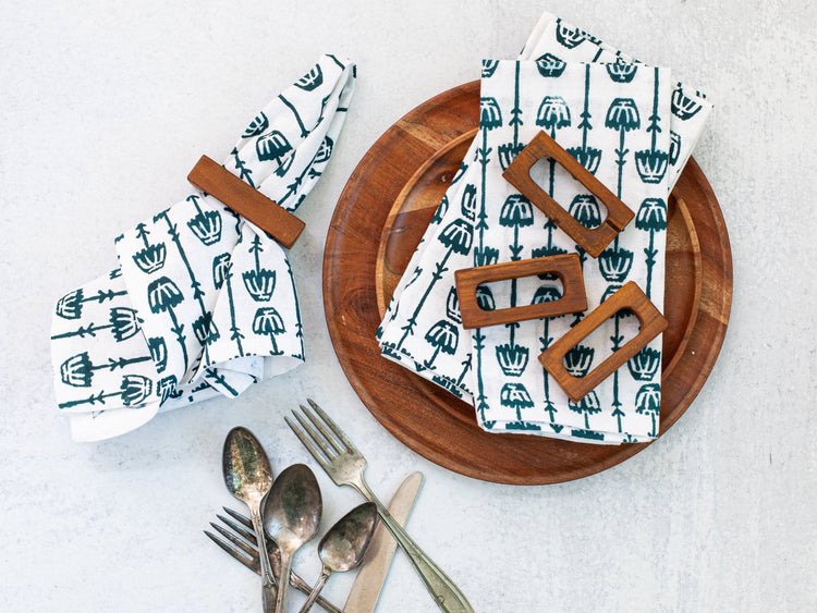 Dinner Napkins (Set of Four) in Mosaic Flower, Midnight