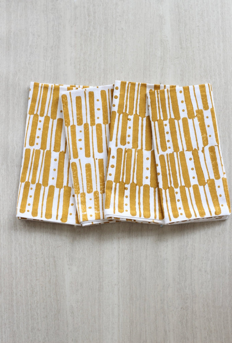 Dinner Napkins (Set of Four) in Riley Lines, Mustard