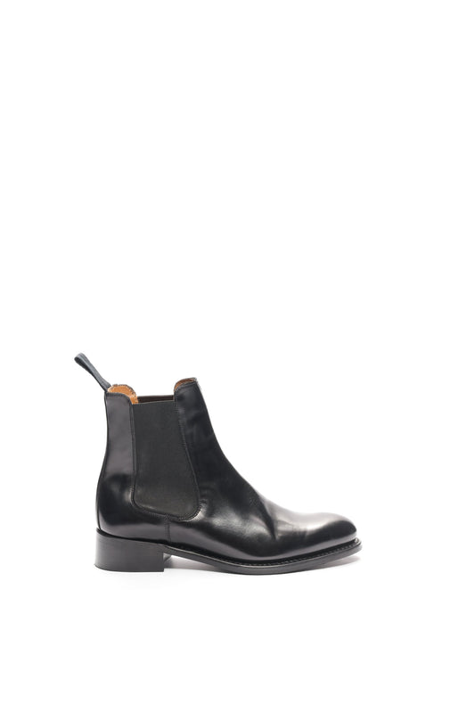Silvia Chelsea Boots in Black