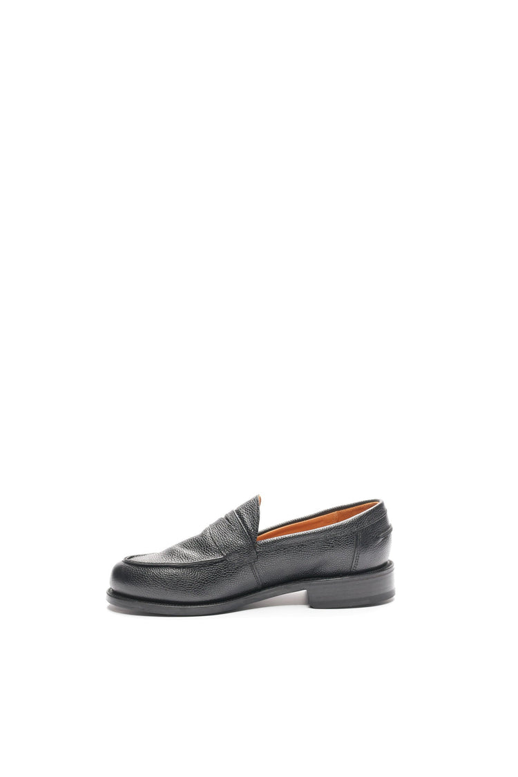 Ludo Penny Loafer in Black