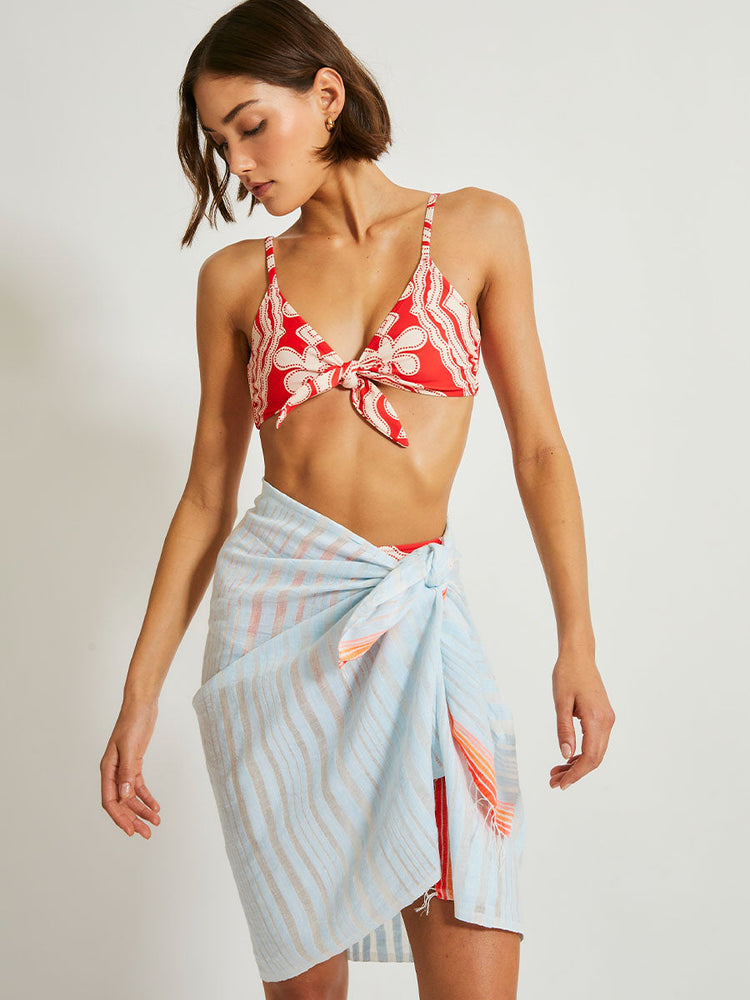 Lema Sarong in Airi Sky