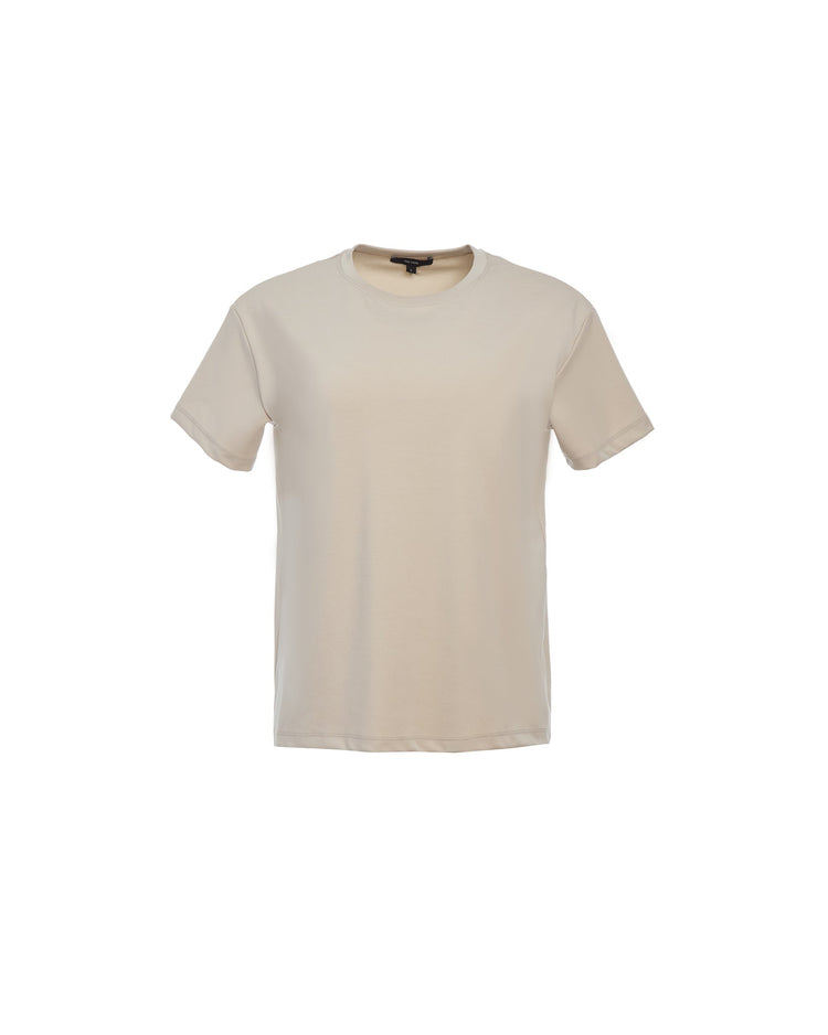 Michelle Tee in Cloud