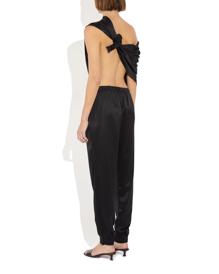 Rebecca Jogger in Noir