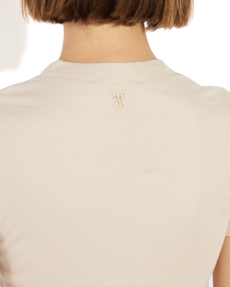 Willa Tee in Cloud
