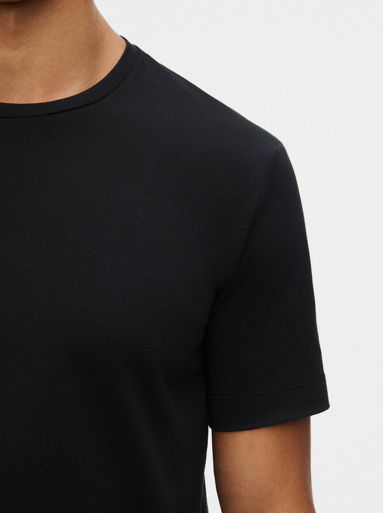 Signature T-Shirt