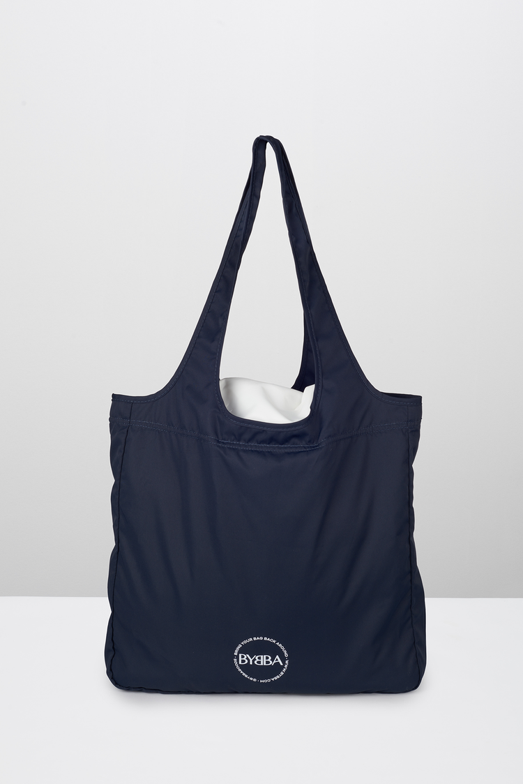 The Balos Tote in Nautical Navy