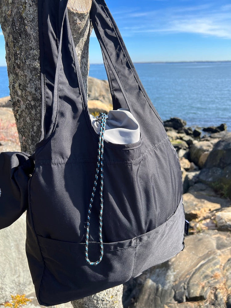 The Balos Tote in Stingray Gray