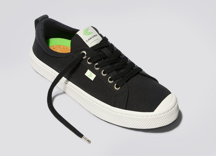 Women’s Oca Low-Top Black Canvas Sneaker